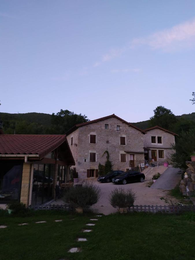 Au Temps Des Amours Bolozon Exterior foto